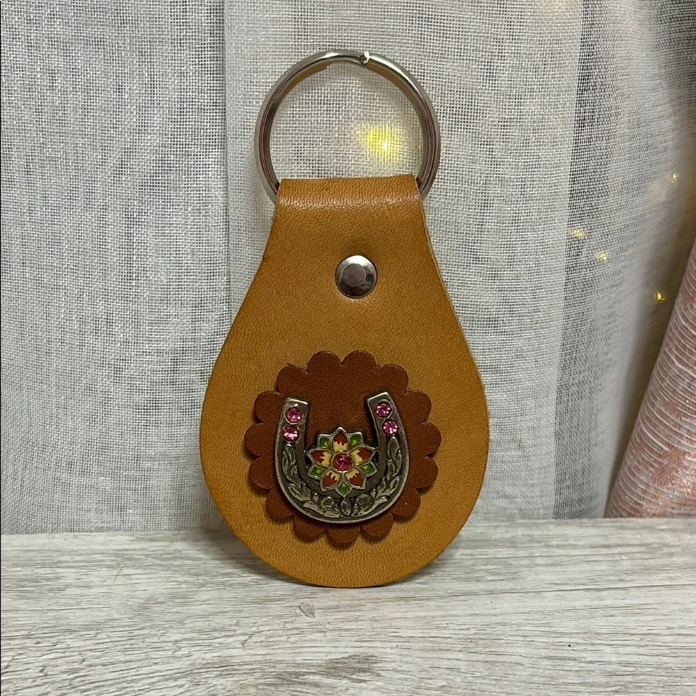 Brown Leather Keychain with Floral Horseshoe Design